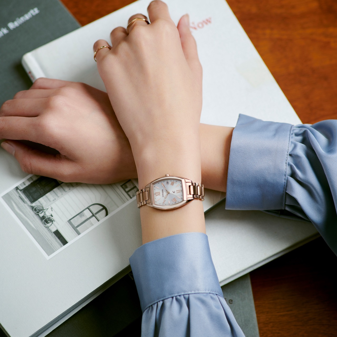 CITIZEN xC ES9395-53A 4974375532427