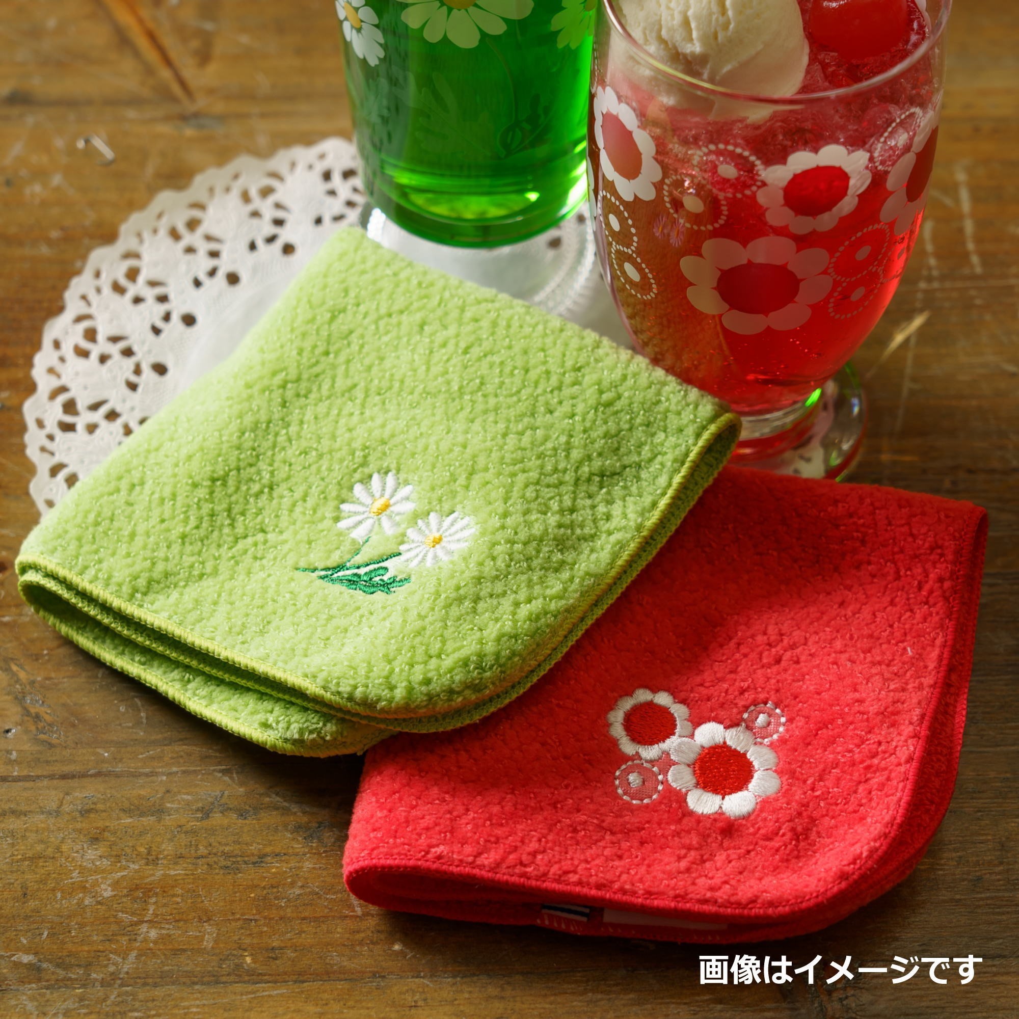 アデリアレトロタオルハンカチ 花の輪