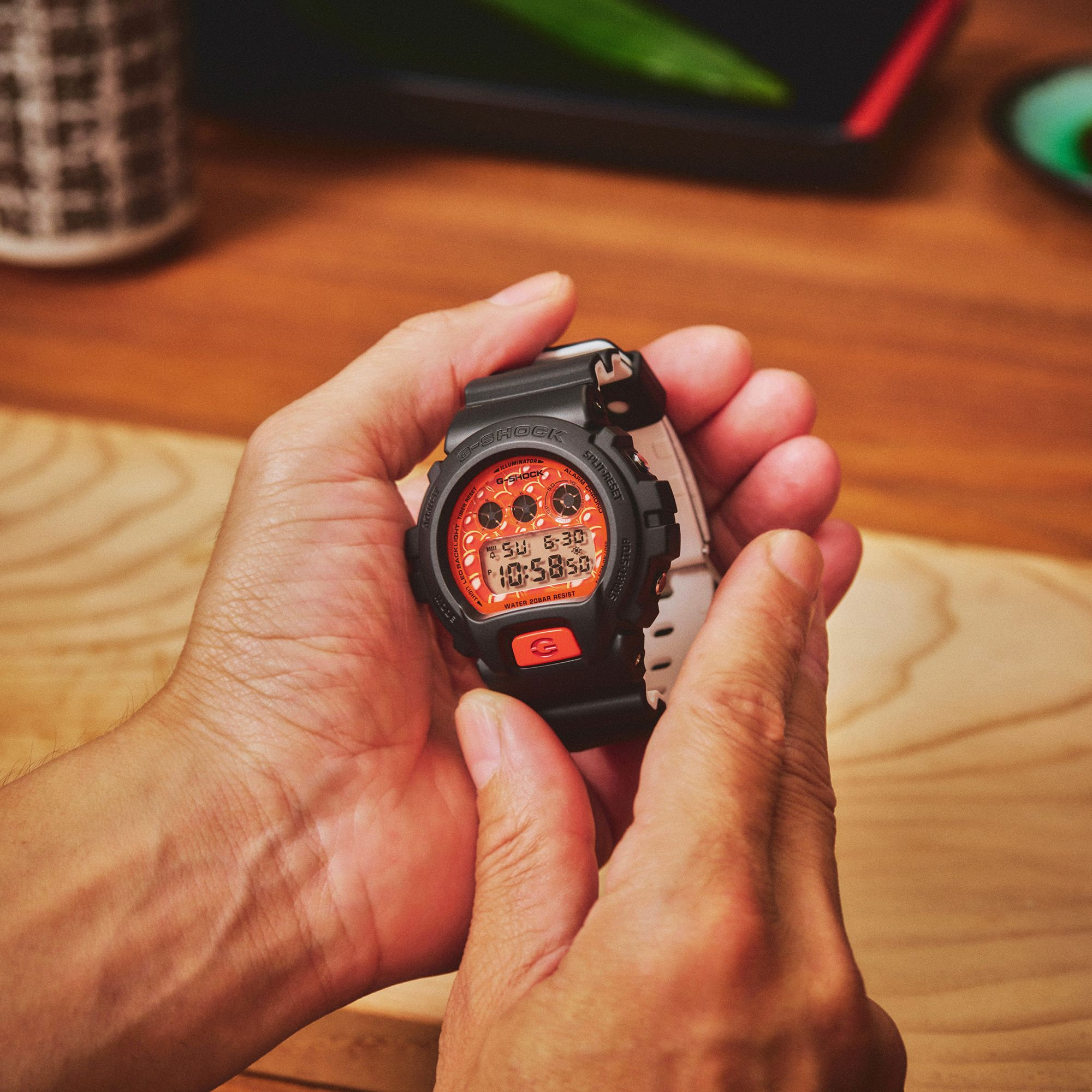 G-SHOCK DW-6900SSH-1JR 4549526431227